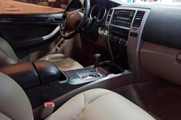 4Runner - 182779KM - Imagen 4
