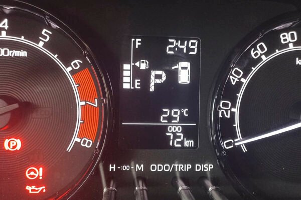 Yaris -72KM - Imagen 6