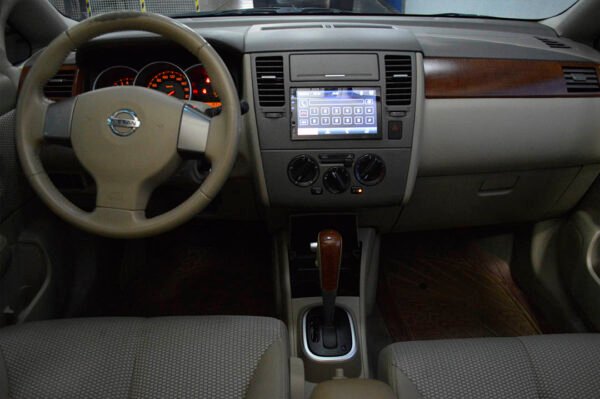 Tiida - 157118KM - Imagen 4