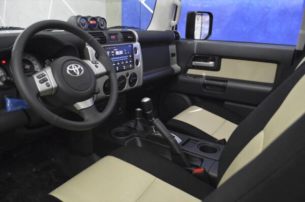 FJ Cruiser - 77KM - Imagen 4