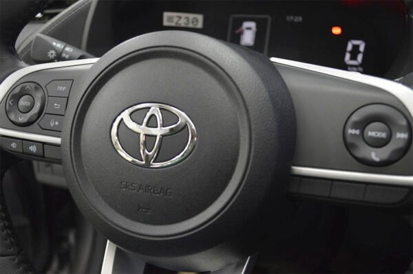 Yaris - 24KM - Imagen 11
