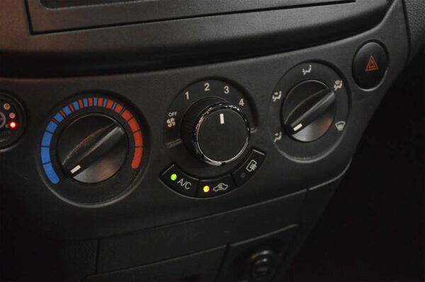 Aveo - 76971KM - Imagen 9