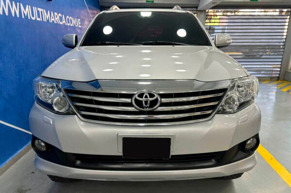 Fortuner - 103250KM - Imagen 2