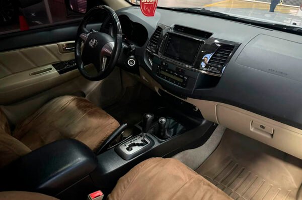 Fortuner - 103250KM - Imagen 5