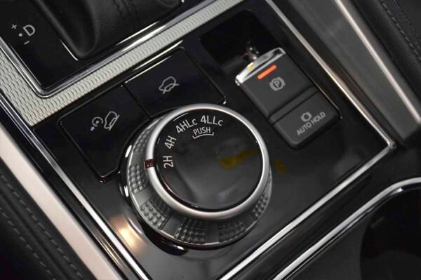 Montero, Pajero -13492KM - Imagen 10