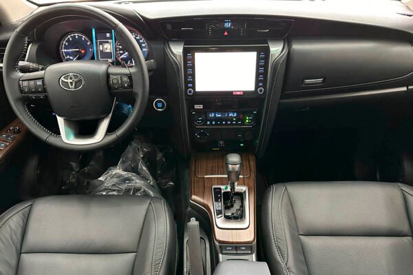 Fortuner - 32KM - Imagen 4