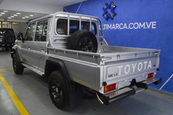 Land Cruiser - 24KM - Imagen 3