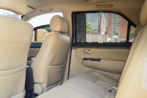 Fortuner - 70467KM - Imagen 11