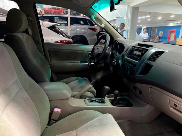 Fortuner - 54464KM - Imagen 5