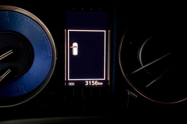 Fortuner - 3156KM - Imagen 5