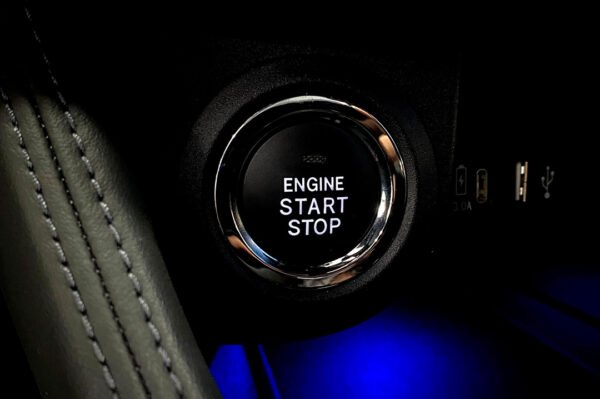 Yaris - 1401KM - Imagen 10