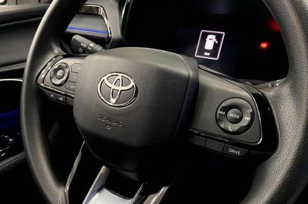 Yaris - 1401KM - Imagen 11
