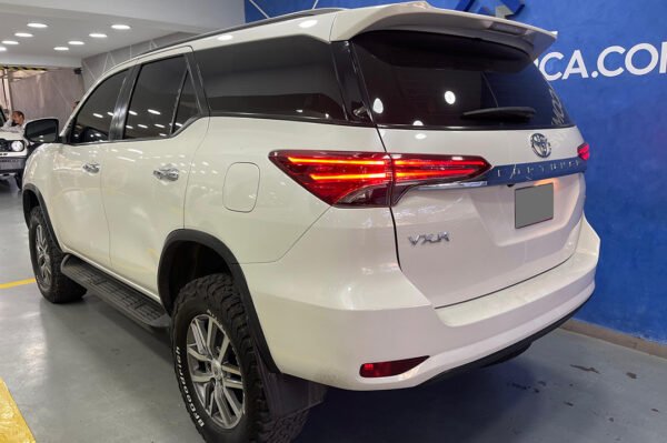 Fortuner - 75717KM - Imagen 3