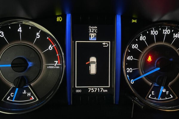 Fortuner - 75717KM - Imagen 6