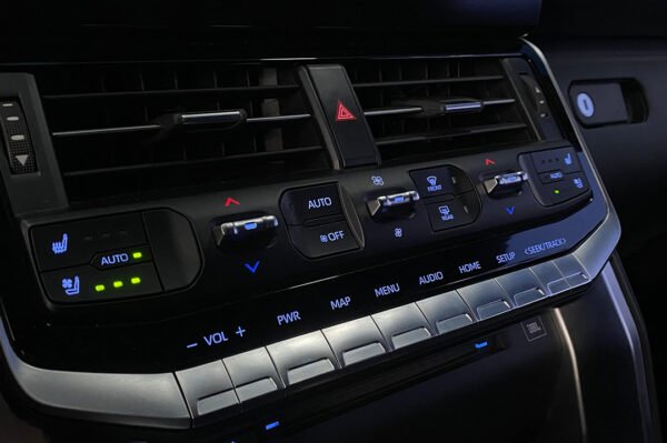 Land Cruiser - 7133KM - Imagen 9