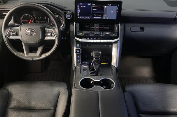 Land Cruiser - 7133KM - Imagen 4