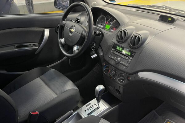 Aveo - 89447KM - Imagen 4