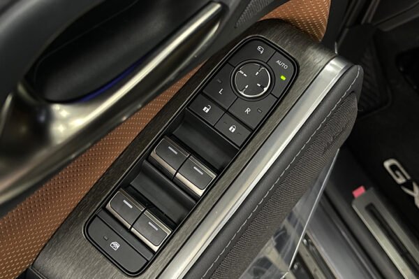 GX 550 - 255MI - Imagen 8