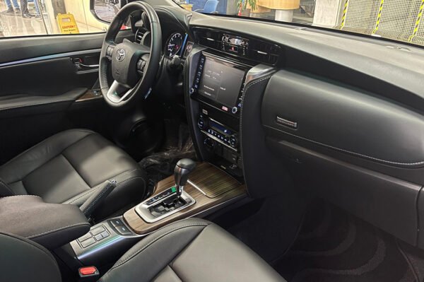 Fortuner - 93KM - Imagen 5