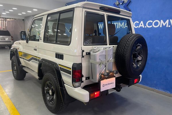 Land Cruiser - 63KM - Imagen 3