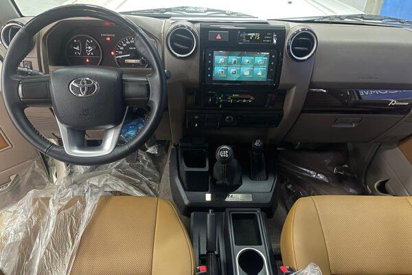 Land Cruiser - 63KM - Imagen 4
