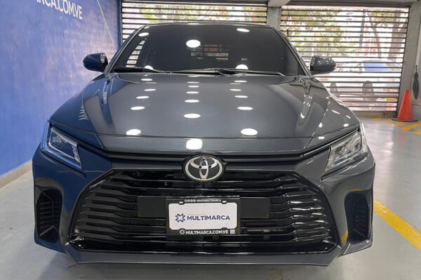 Yaris - 4243KM - Imagen 2