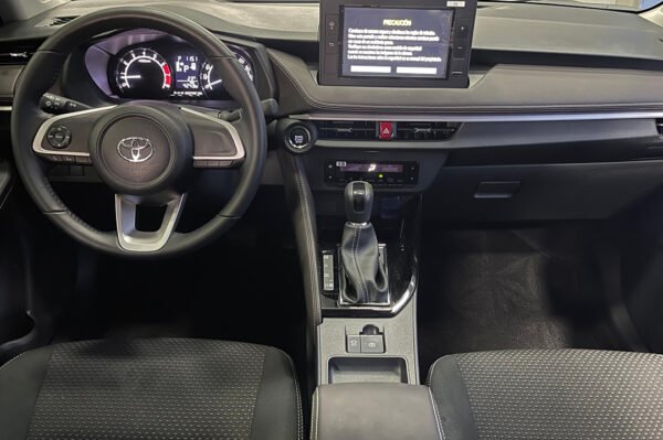 Yaris - 4243KM - Imagen 4