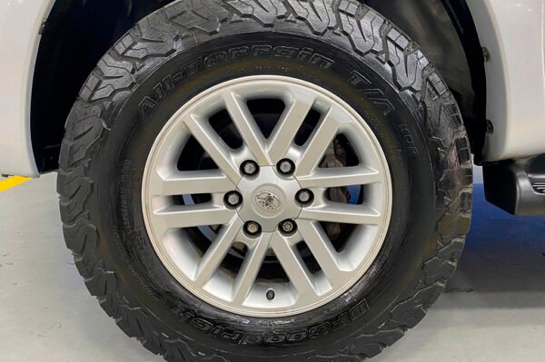 Fortuner - 116568KM - Imagen 7