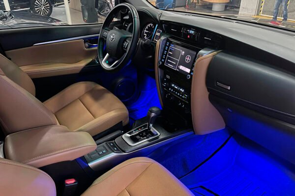 Fortuner - 4901KM - Imagen 5