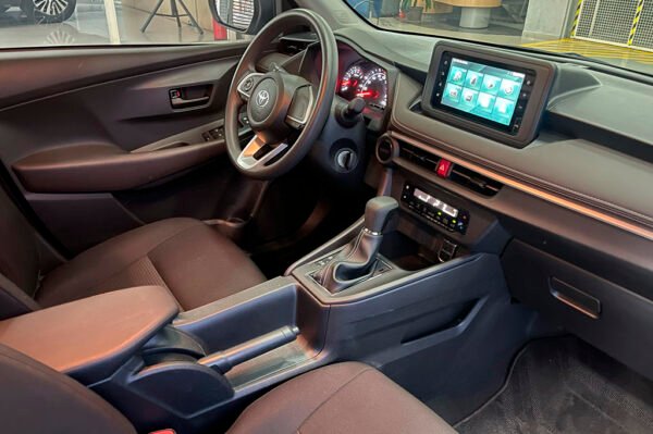 Yaris - 11607KM - Imagen 5