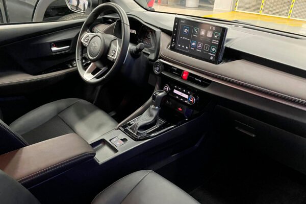 Yaris - 1639KM - Imagen 5
