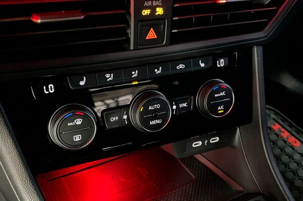 Jetta - 1220MI - Imagen 11