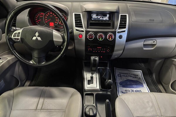 Montero - 153750KM - Imagen 4