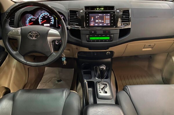 Fortuner - 5089KM - Imagen 4