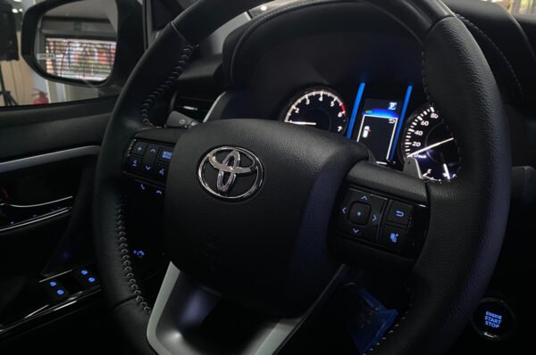 Fortuner - 151KM - Imagen 14