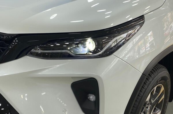 Fortuner - 151KM - Imagen 20