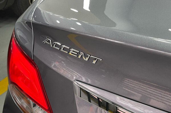 Accent - 102812KM - Imagen 12