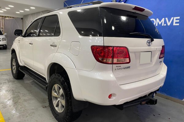 Fortuner - 228065KM - Imagen 3
