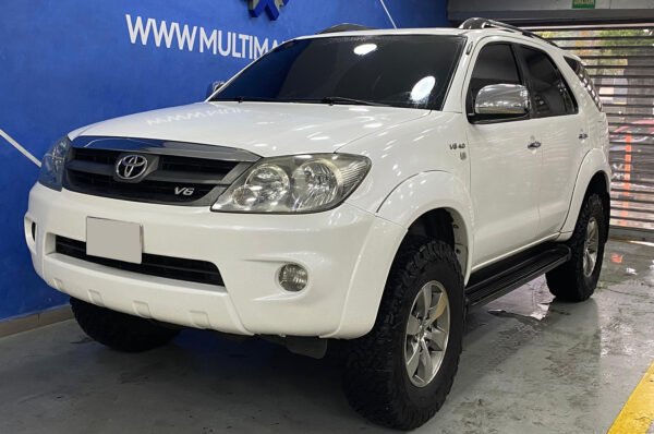 Fortuner - 228065KM