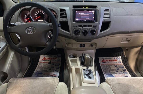 Fortuner - 228065KM - Imagen 4