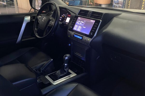 Land Cruiser - 36268KM - Imagen 5
