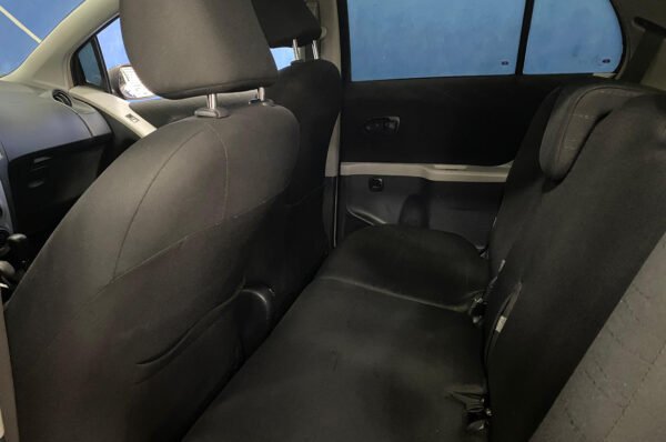 Yaris - 168659KM - Imagen 10