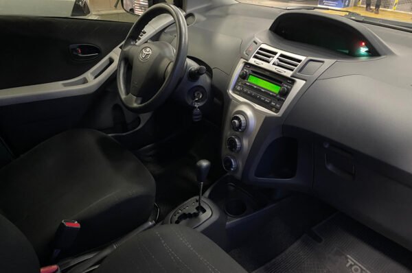 Yaris - 168659KM - Imagen 5