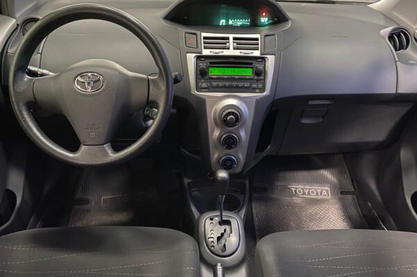Yaris - 168659KM - Imagen 4