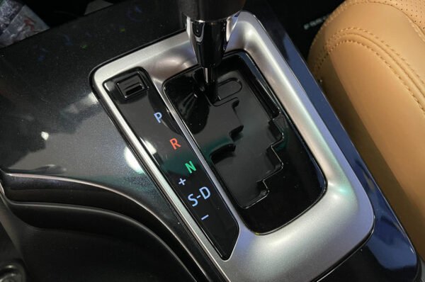 Fortuner - 42KM - Imagen 9