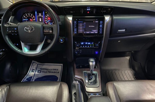 Fortuner - 97963KM - Imagen 4