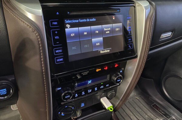 Fortuner - 32470KM - Imagen 7