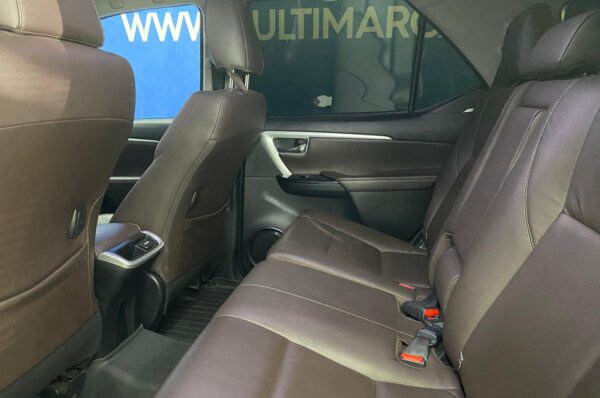 Fortuner - 32470KM - Imagen 8